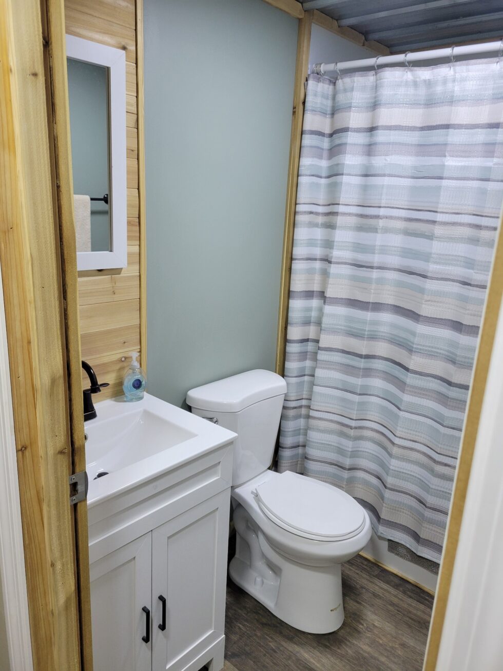 Lake Rousseau Rv Resort Lakehouse Rental - Lake Rousseau RV Resort